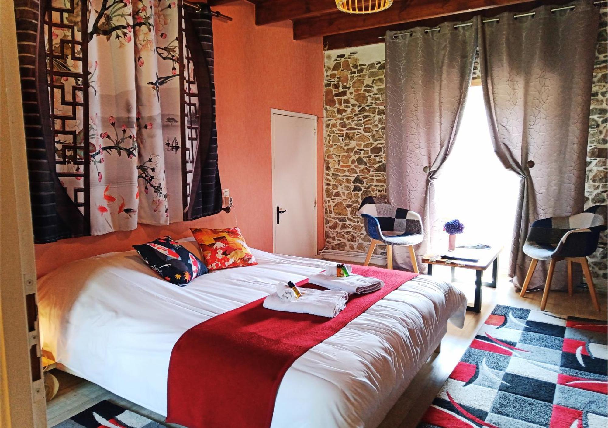 La Synchronicite - Chambres D'Hotes Saint-Sauveur-Villages ภายนอก รูปภาพ